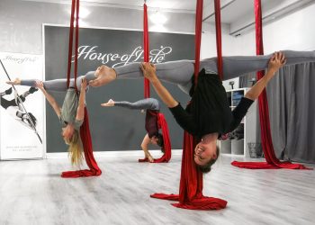 Prøvetime i Aerial Silk Prøvetime i Aerial Silk